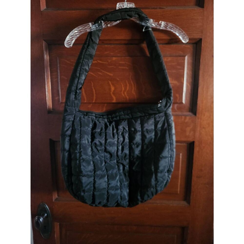 💕NWOT No Brand Large BLACK Puffer Tote Bag. 17.5 wide, 16 high, 12 drop